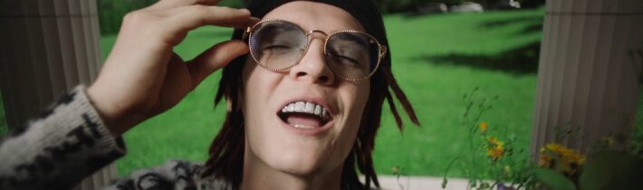 ZAYO vyráža na KLOBÚK DOLE TOUR. Slovenský rap mieri do klubov